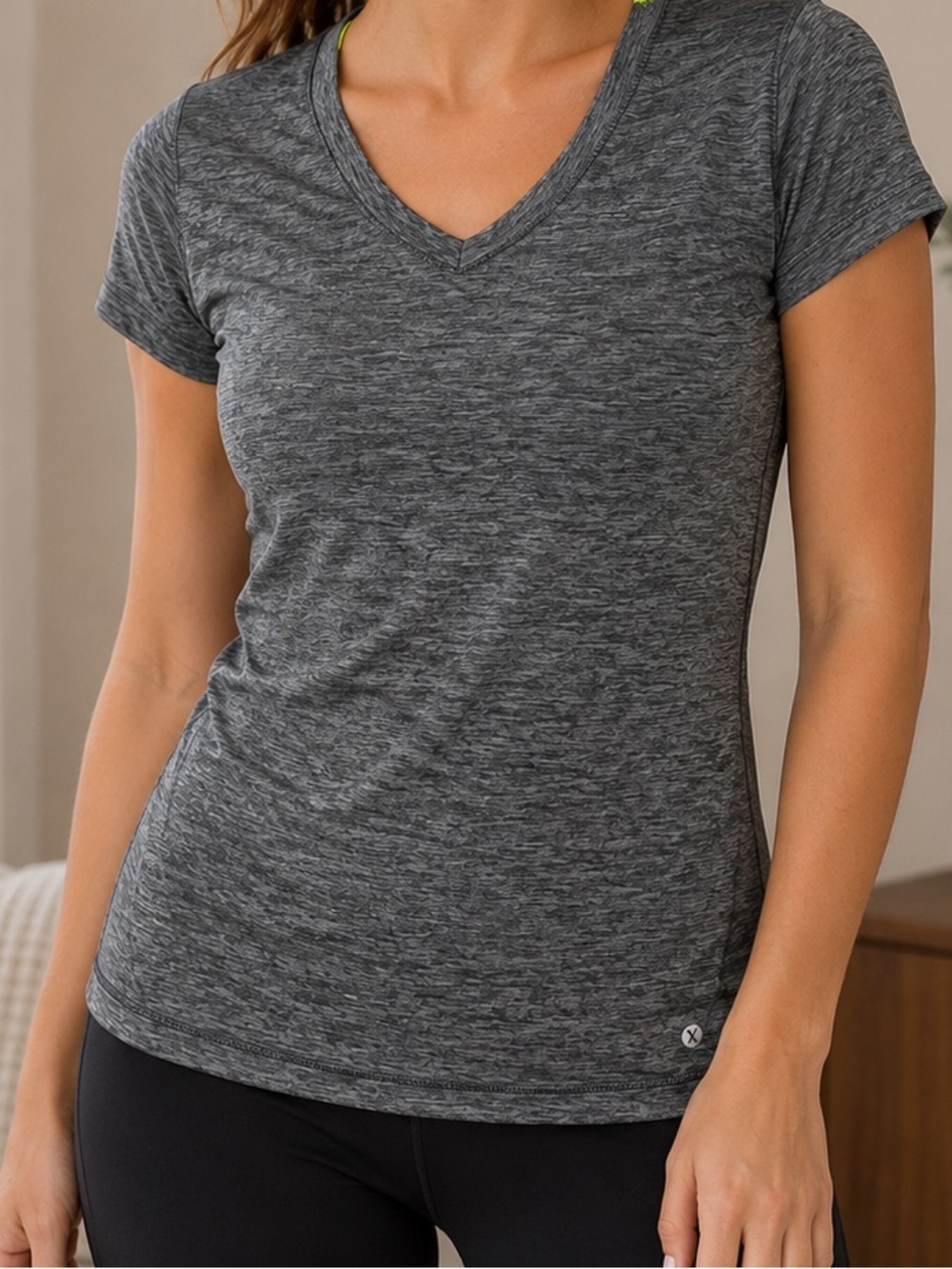 Xersion Charcoal Heathered V-Neck Short Sleeve Tee